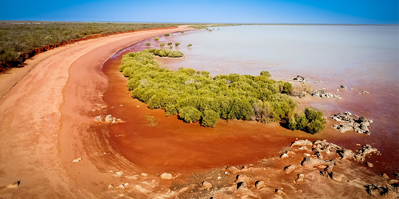 coastline of roebuck bay broome western australia